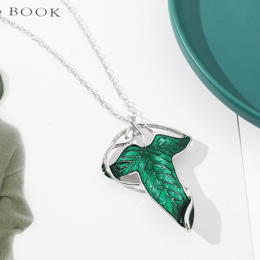 Vintage Green Leaf Pendant Nec - Vintage Fashion Blog review and price