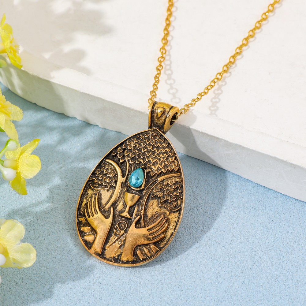 Vintage Game Pendant Necklace  - Vintage Fashion Video review and price